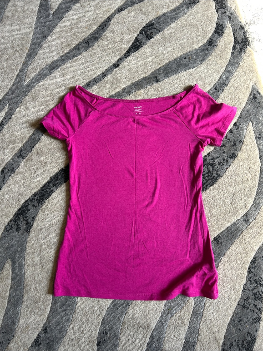 Old Navy Women’s Short Sleeve Scoop Neck Top - Fuchsia